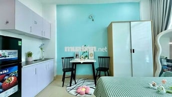 CHO THUÊ  STUDIO FULL NỘI THẤT BAN CÔNG THANG MÁY GẦN ,VẠN HẠNH MALL