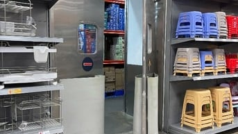 CẦN TUYỂN GẤP 5 NHÂN VIÊN TẠP VỤ LÀM VIỆC Ở KHO HÀNG