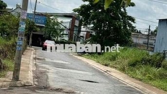 Nhà 1 Trệt 1 lầu Bình Mỹ, Củ Chi cách Hà Duy Phiên 200m gần Trường