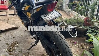 SUZUKI GSX R150 , MUA 2019 , MÀU VÀNG ĐEN ,