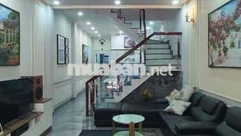 Nhà Mặt Tiền 3 Tầng Dĩ An,94m2. Tặng Full Nội Thất Cao cấp Hơn 5 tỷ