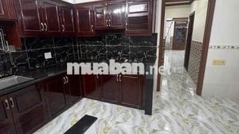 Cho thuê nhà nguyên căn mới đẹp đường XVNT Quận BT