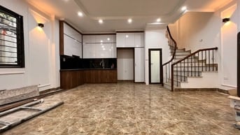 Chính chủ bán nhà ngõ 347 Cổ Nhuế 42m2 2 tầng chỉ hơn 6 tỷ