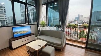 CCMN PHỐ CẦU GIẤY. 1N1K RỘNG 40M2. BAN CÔNG THOÁNG. THANG MÁY. GIÁ 7T5