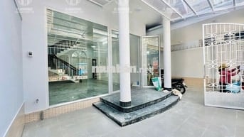 KHU VIP K300 - VILLA CHO THUÊ NGUYỄN BÁ TUYỂN - MỚI - ĐẸP