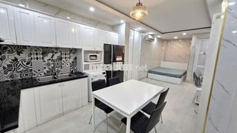 PHÒNG CỰC ĐẸP 40m² ĐIỆN BIÊN PHỦ - NGAY HÀNG XANH - HÌNH THẬT 100%
