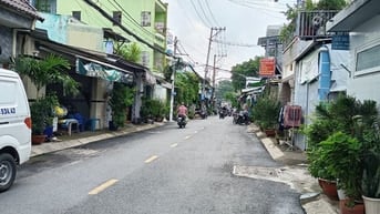 6.5x12m, cấp 4, Hẻm 5m, gần công viên văn hoá Gò Vấp, 7.9 ty TL