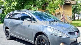 Mitsubishi Grandis 2005 2.4 AT - 200 km