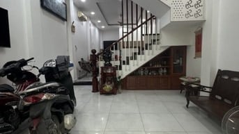 VỊ TRÍ VIP GẦN MT BÀ HOM, 60M2(4,3x13), HẺM OTO LỚN, 4LẦU 5PN, 7,8T TL