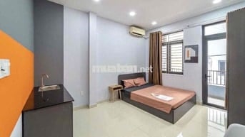 Cho thuê căn hộ Studio Ban công Q1 gần cầu Nguyễn Văn Cừ, Nowzone