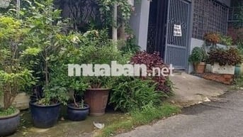 Phòng trọ có ban công thoáng mát, an ninh, yên tĩnh