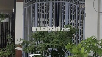 Chính chủ bán nhà mặt tiền 80m2, 2 PN, Đinh Tiên Hoàng, TP. Vĩnh Long