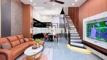 CHỦ CẦN TIỀN – BÁN NHANH NHÀ 3 TẦNG ĐẸP TẠI LIÊN CHIỂU, ĐÀ NẴNG  📍 Vị