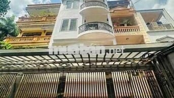 Nhà Phố LẠC LONG QUÂN - TÂY HỒ, 95m2 x 5Tầng 1tum, MT:5m. Đủ đồ cơ bản