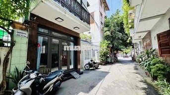 190 Nguyễn Gia Trí - 43m2 -Sát mặt tiền NGT
