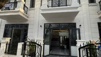 Bán nhà sổ hoàn công - thanh toán 700tr dọn vào ở, tại Tân Phước Khánh