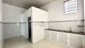 CHO THUÊ NHÀ KINH DOANH ĐƯỜNG NGUYỄN TẤT THÀNH GIÁ 10 TRIỆU/THÁNG