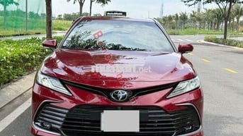 Toyota Camry 2.5Q 2022 - 1 Tỷ 180 Triệu
