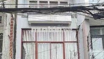 Chủ ngộp bank cần bán căn nhà 3 tầng hẻm Đất Thánh phường 6 Q Tân Bình