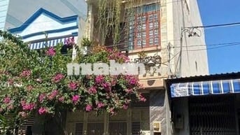Nhà cho thuê Lê Văn Quới, BT (3PN 4WC) hẻm 8m xe hơi vô nhà, vô ở ngay