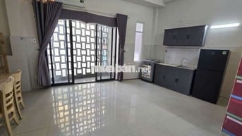 Studio - Bancol siu thoáng, full nội thất + máy giặt riêng, giờ tự do