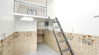 TRỐNG LẠI PHÒNG SẴN MÁY LẠNH CỬA SỔ TRỜI NGAY BỐN XÃ