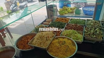Cần Sang Lại Quán Chay đang hoạt động tốt
