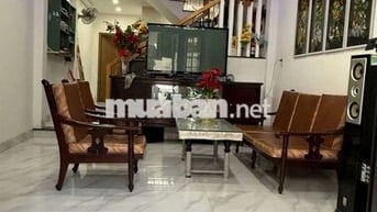 Kiệt nguyễn công hãng chủ bán gấp