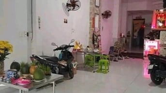 BÁN GẤP NHÀ GẦN CHỢ BỜ NGỰA GIÁ 1TỶ 9 (SỔ HỒNG RIÊNG)