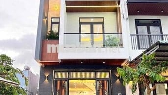 Bán gấp nhà 1 Trệt 2 lầu ngay vòng xoay An Phú, Thuận An