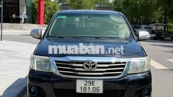 Toyota Hilux 2011 2.5E 4x2 MT - 300000 km