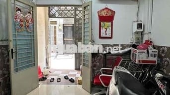 Nhà 1 trệt . 1 lầu . 2PN . 2vS