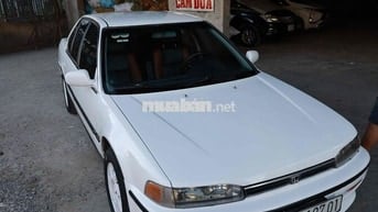 Honda Accord 1992 2.2 MT - 123456 km