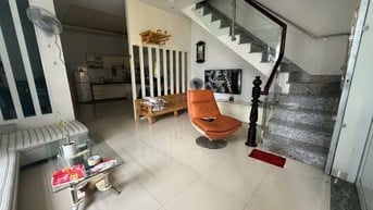 Bán nhà đẹp-DT54m2-2TẦNG-3PN-đường ôtô 2/4-vĩnh hoà-Nha Trang-Chỉ 3ty3