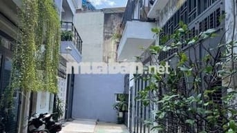 Lê Đức Thọ  hẻm xe hơi, ngay dreamhome, 3 tầng btct, 4.1x11, 5.3 tỷ