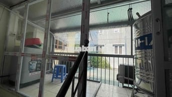 Chính chủ Hồng Mai - 49.2m2 - MT 3m6, cách ôtô tránh 10m, ngõ ba gác