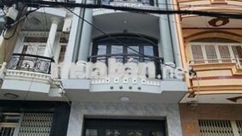Nhà 4 tấm đầy đủ nội thất đường kinh doanh