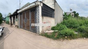 ẤP 8 AN PHƯỚC, CÂY XĂNG DUY PHƯƠNG ĐI VÀO , NGAY SÁT KCN