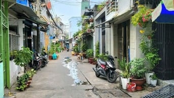 Cấp 4, Hẻm một trục, nở Hậu lớn, 81m2