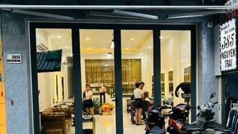 Tuyển thợ nam chính uốn duỗi nhuộm giỏi tại Salon tóc 385 Nguyễn Trãi 