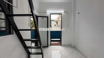 Duplex Ban Công Riêng, 25m2 ở P1 Bình Thạnh Giáp Q1 và Phú Nhuận