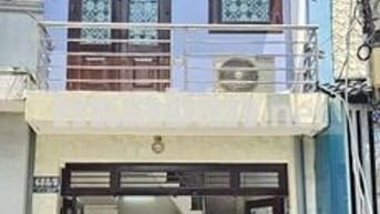 Nhà Mặt Tiền HXH, 2 chiều thông, tiện kd, ngay chợ Hanh Thông Tây