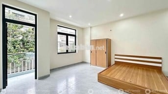CHO THUÊ CHDV MỚI XÂY 100% BANCOL MẶT TIỀN ĐƯỜNG GẦN UEH CS N