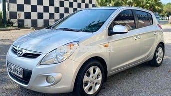 Hyundai i20 2012 1.4 AT - 125000 km