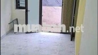 Tầm 2 tỷ có nhà Định Công-oto 30m-Gần phố-28m*3T;3ngủ