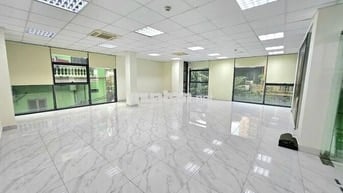 Cho thuê văn phòng 80m2 giá 17tr/th tại phố Yên Lãng nhà mới 100%