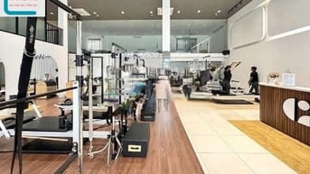 Cho Thuê Nhà Mặt Tiền 490 Võ Văn Kiệt,, Quận 1, TPHCM. DT:330m² /15.6m