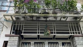 Cho thuê nhà nguyên căn 1 trệt 1 lầu đẹp, hẻm xe tải