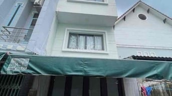 BÁN NHÀ 4 TẦNG NGAY LOTTEE Q.7 GIÁ RẺ
