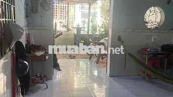 Nhà C4 Dĩ An.123m2 , Hẻm Xe Hơi, Shr, Hơn 3 tỷ